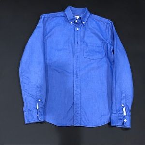 Gap shirt